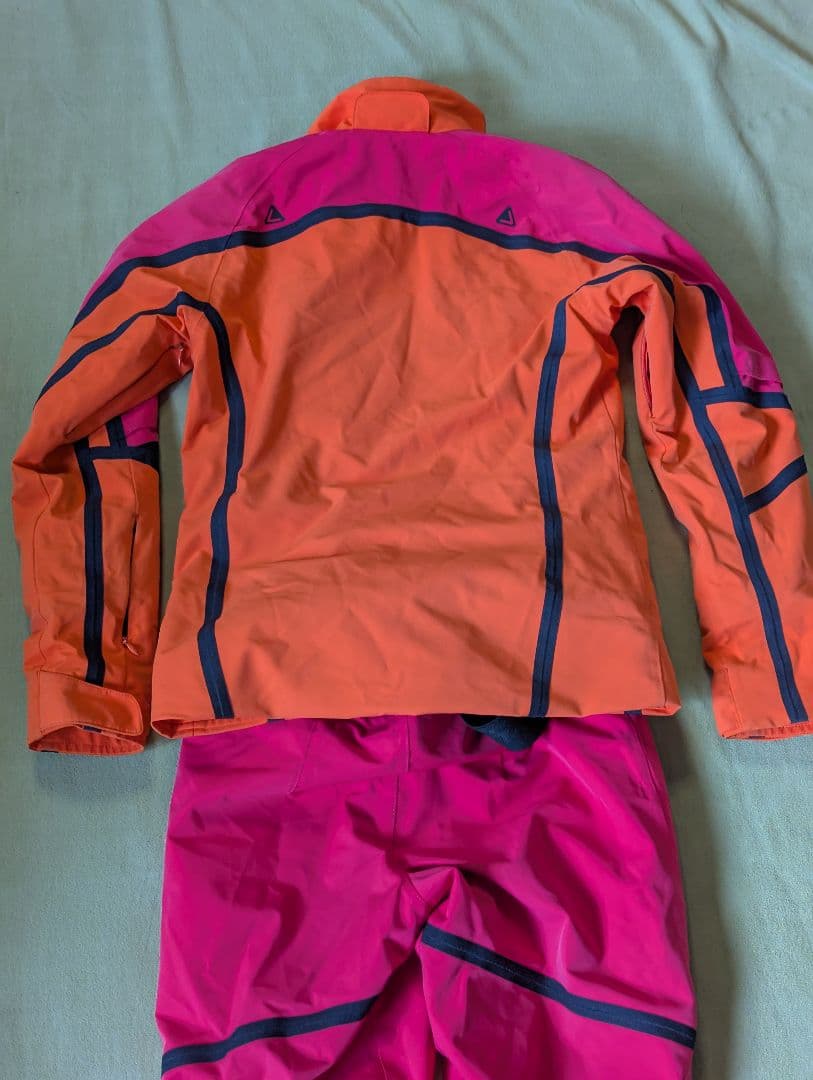 フェニックス　Phenix　マゼンダ　150cm スキーウェアセット