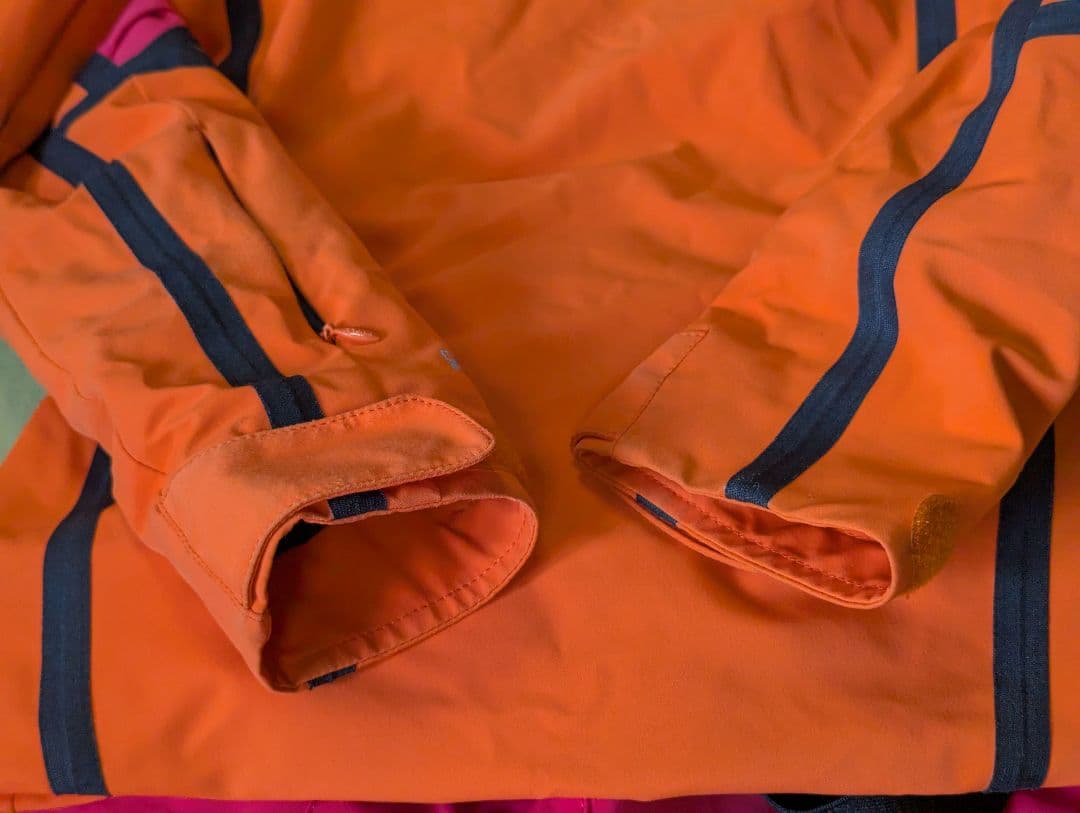 フェニックス　Phenix　マゼンダ　150cm スキーウェアセット