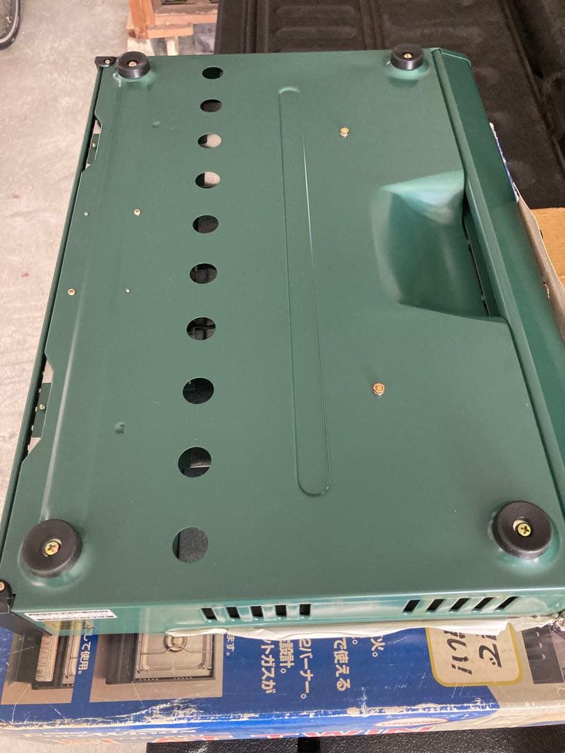 イワタニ　ツーバーナーCB-8000F 未使用品