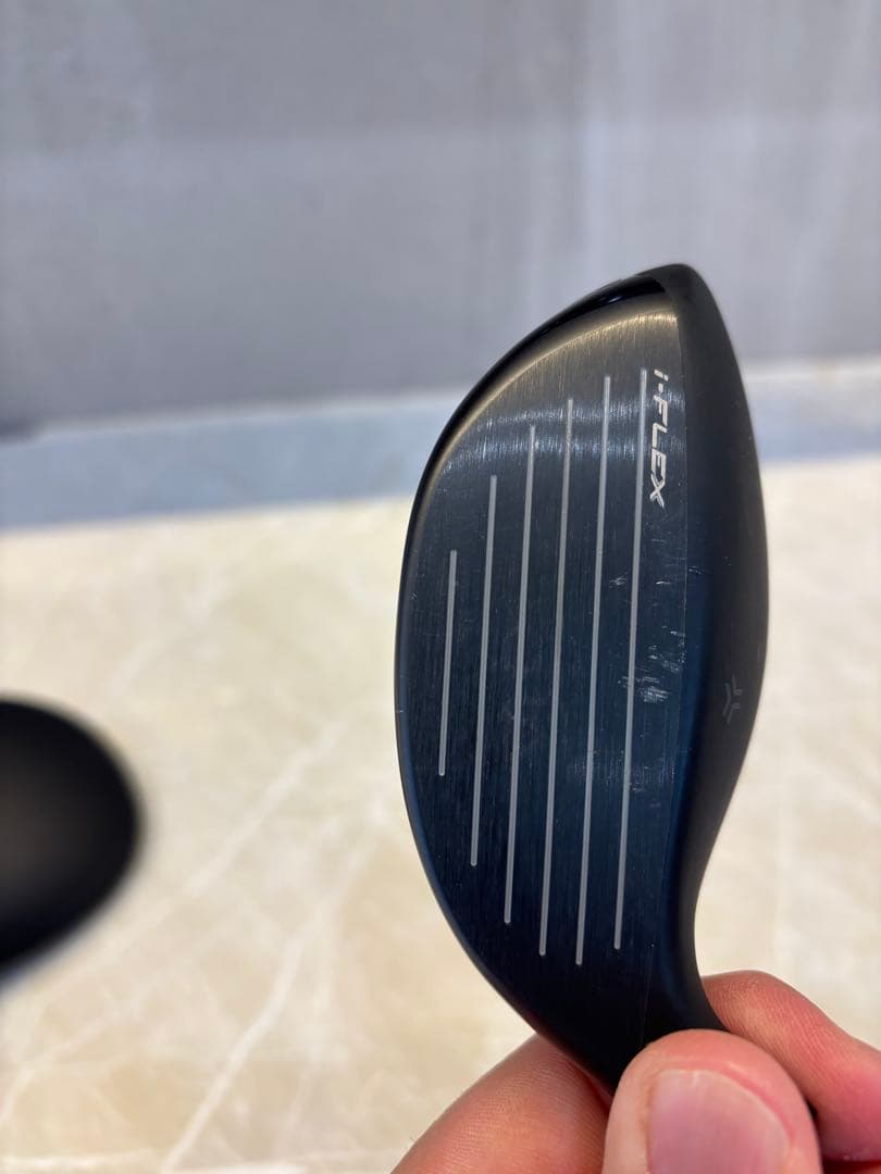 ZXi シリーズ　最新スリクソンフェアウェイウッド　3W 5Wヘッドのみと2個