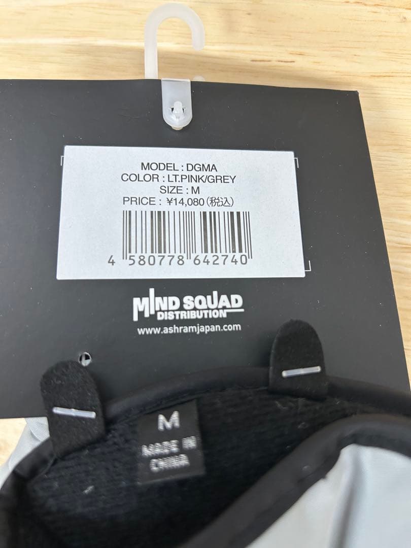 【新品】ASHRAM グローブ Lt.pink/Grey Mサイズ