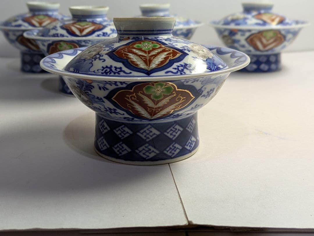 古伊万里、『染錦草花紋蓋物』、6客、銘「吉祥」有、箱無