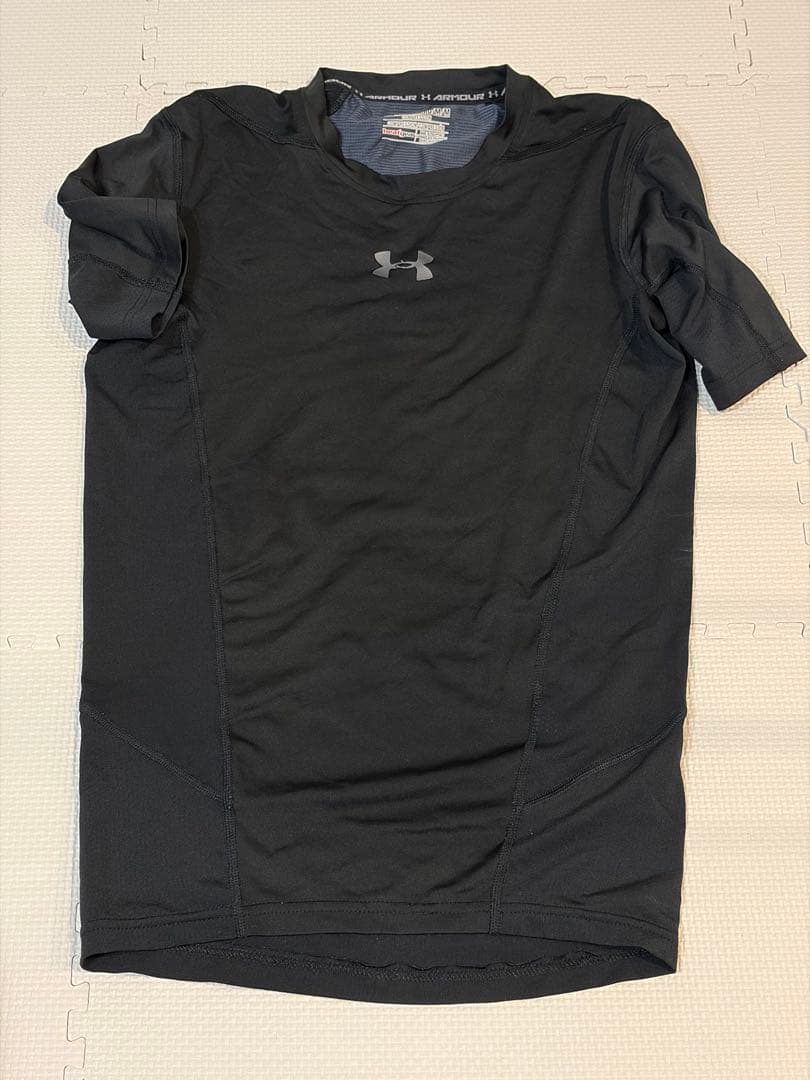 UAウェア一式(ショートP＋コンプレッション半袖＋Qタイツ＋FLタイツ)