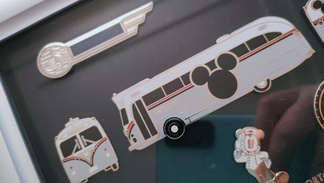 ディズニーリゾートクルーザー　ピンバッジ 希少品 レア