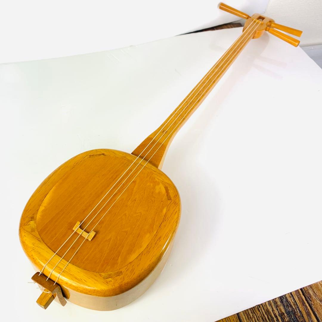 美品 希少 沖縄 三線 ASOVIVA製風 ウクレレ三線 弦楽器