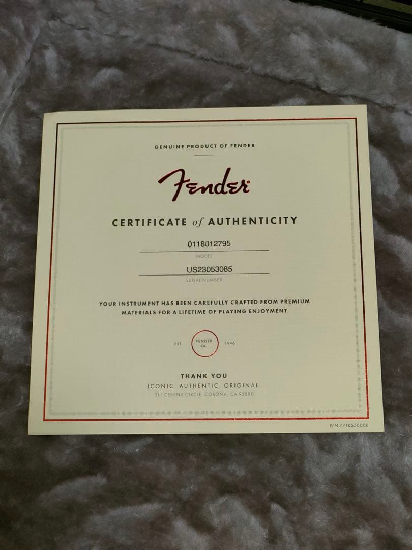 Fender American Ultra ストラトキャスターコブラブルー