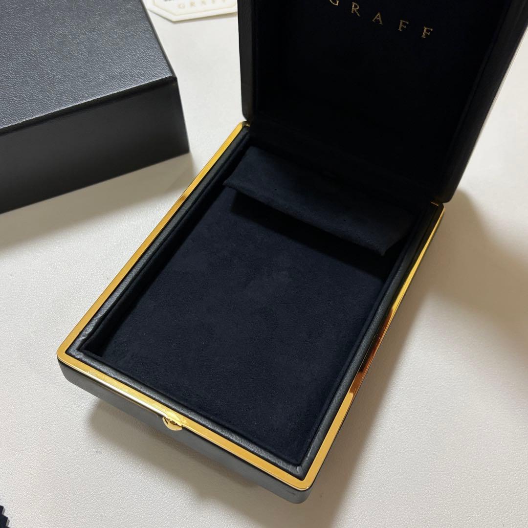 美品　グラフ　ピアス　ケース　空箱　レザー