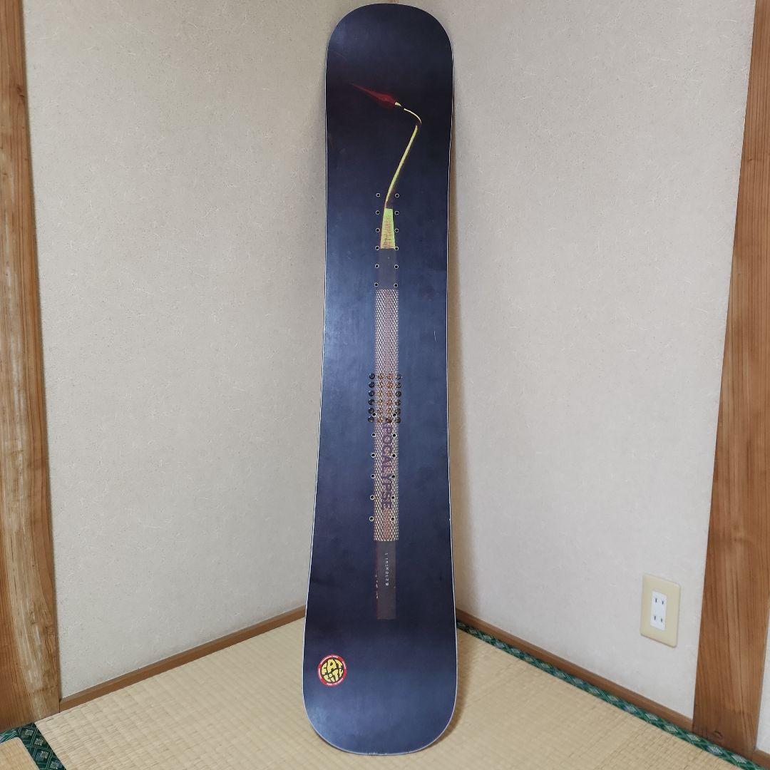 GNU グヌー　スノーボード板　149cm　 個性派デザイン【送料無料】