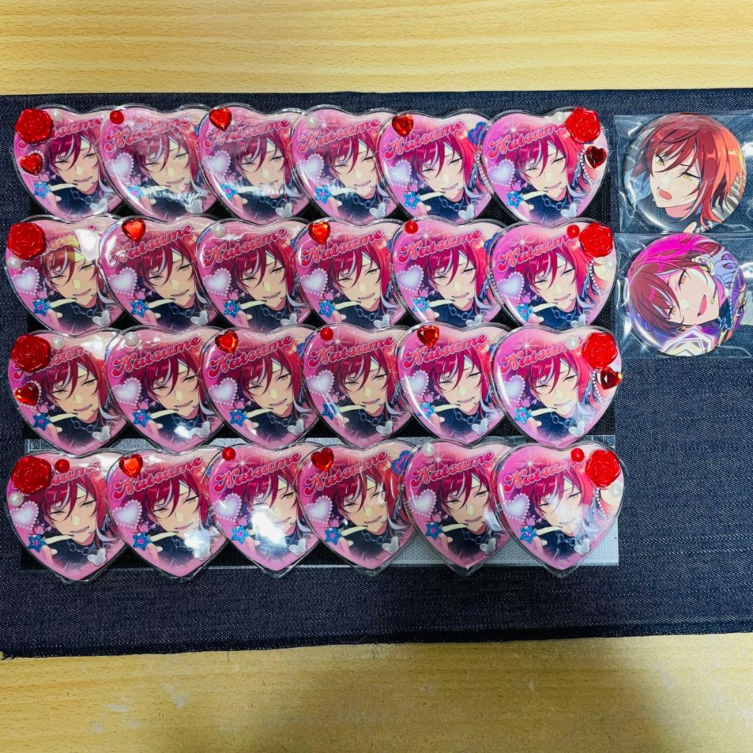 あんスタ　逆先夏目 ハート缶バッジ24個＋缶バッジ2個セット