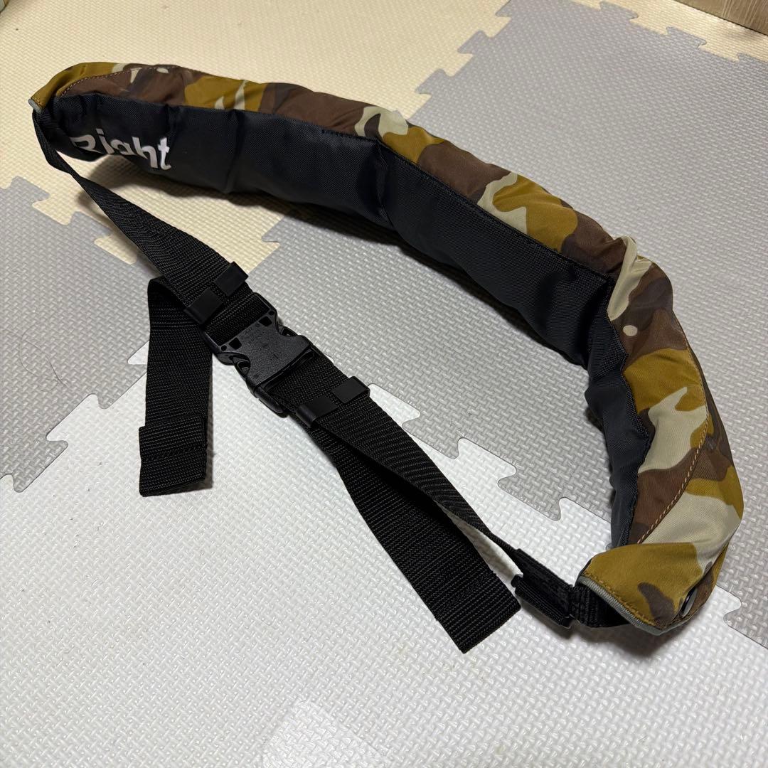 ライフジャケット　ジャッカル　自動膨張