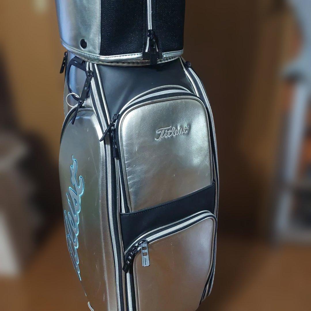 タイトリスト限定キャディバッグ CB111 9.5型 シルバーキャディバッグ
