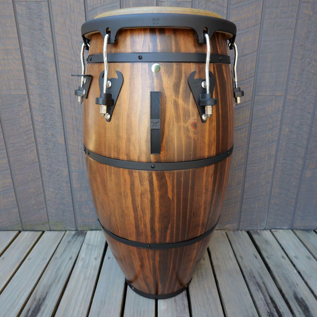 LP Matador ウイスキー・バレルコンガ、プロテクションラケットケース付