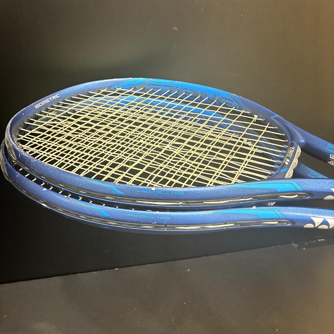 YONEX EZONE FEEL ヨネックス　硬式テニスラケット　2本セット