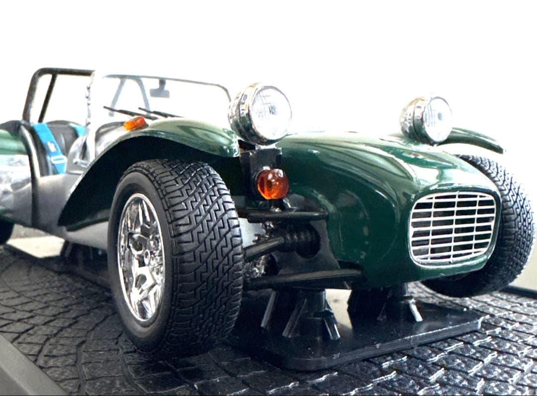 ケーターハムスーパーセブン 1/18 京商