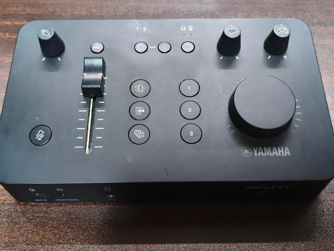 Yamaha ZG01 オーディオインターフェイス