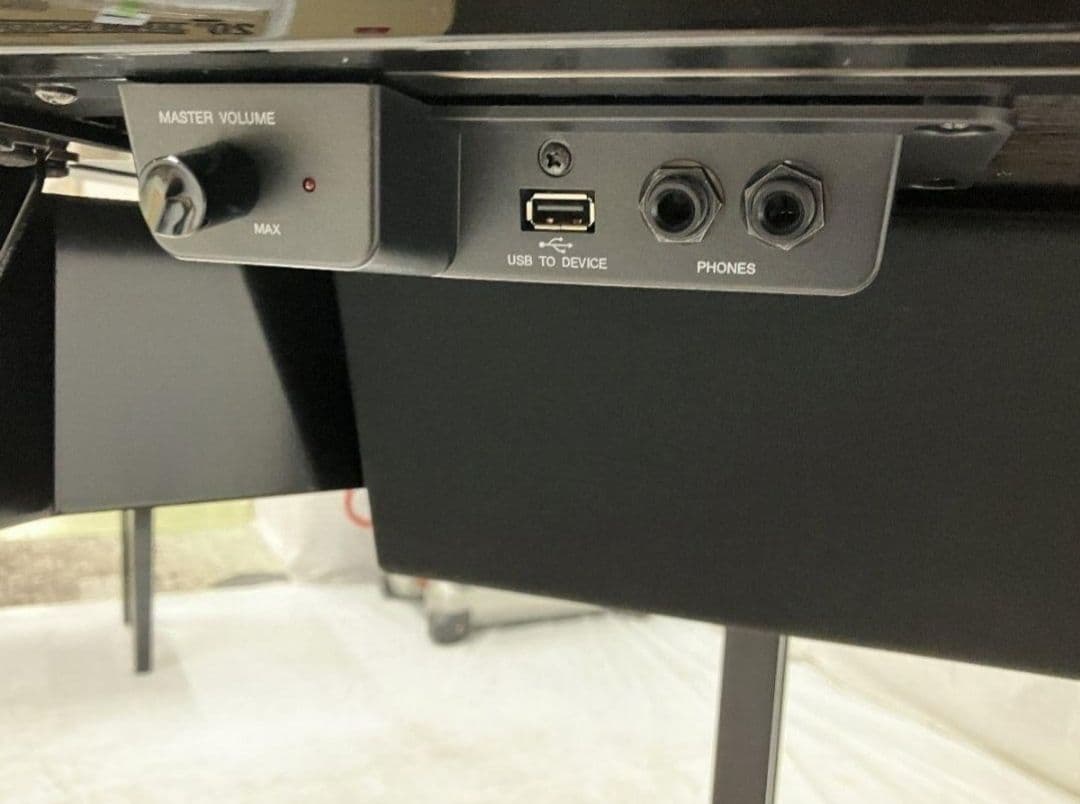 【美品】ヤマハ Avantgrand N1