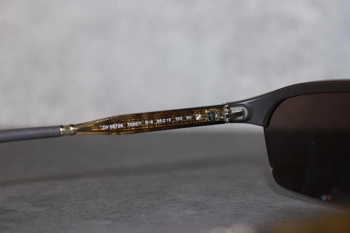 オリバーピープルズ × ロジャーフェデラー R-6 シールドサングラス スポーツ