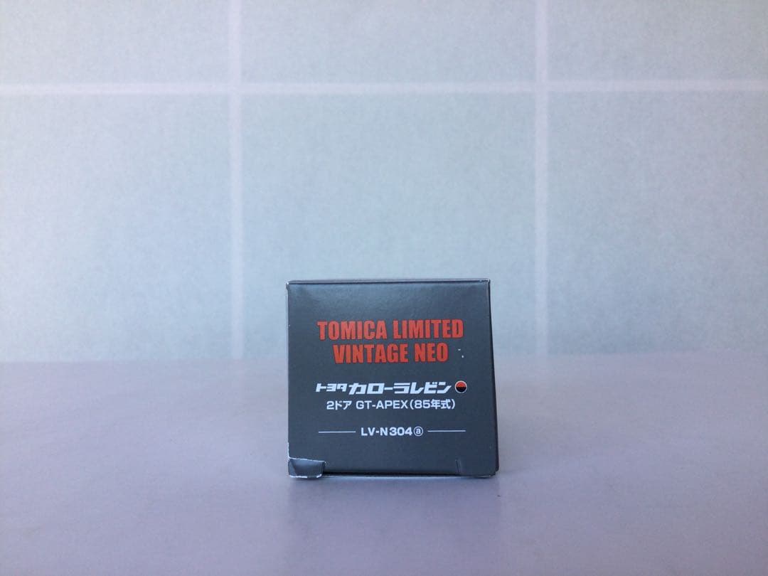 トミカリミテッドヴィンテージ カローラレビン LV-N304a,b,c3台セット
