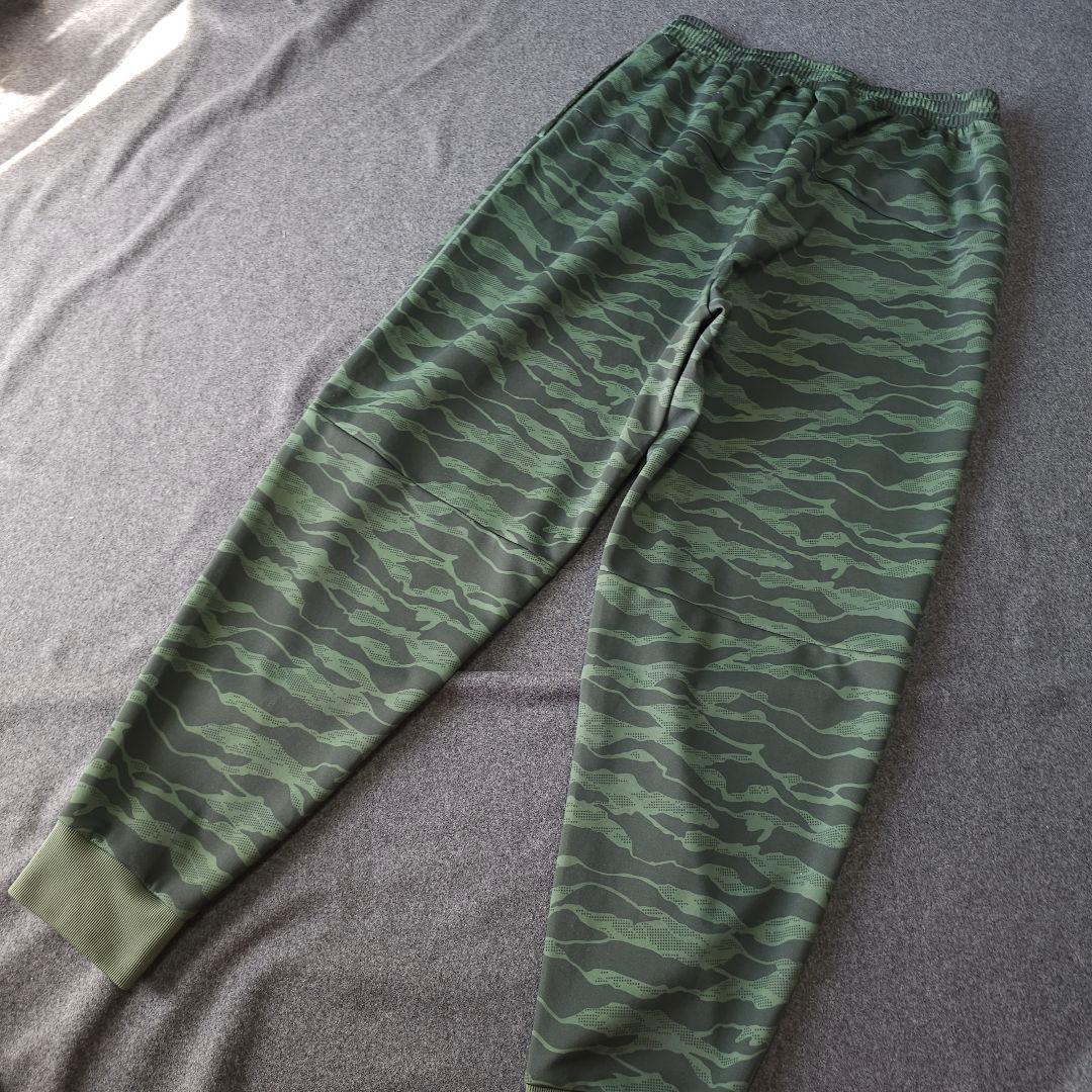 【アディダス】人気ロゴマーク×カモフラ柄総柄 長袖ジャージセットアップ 5L