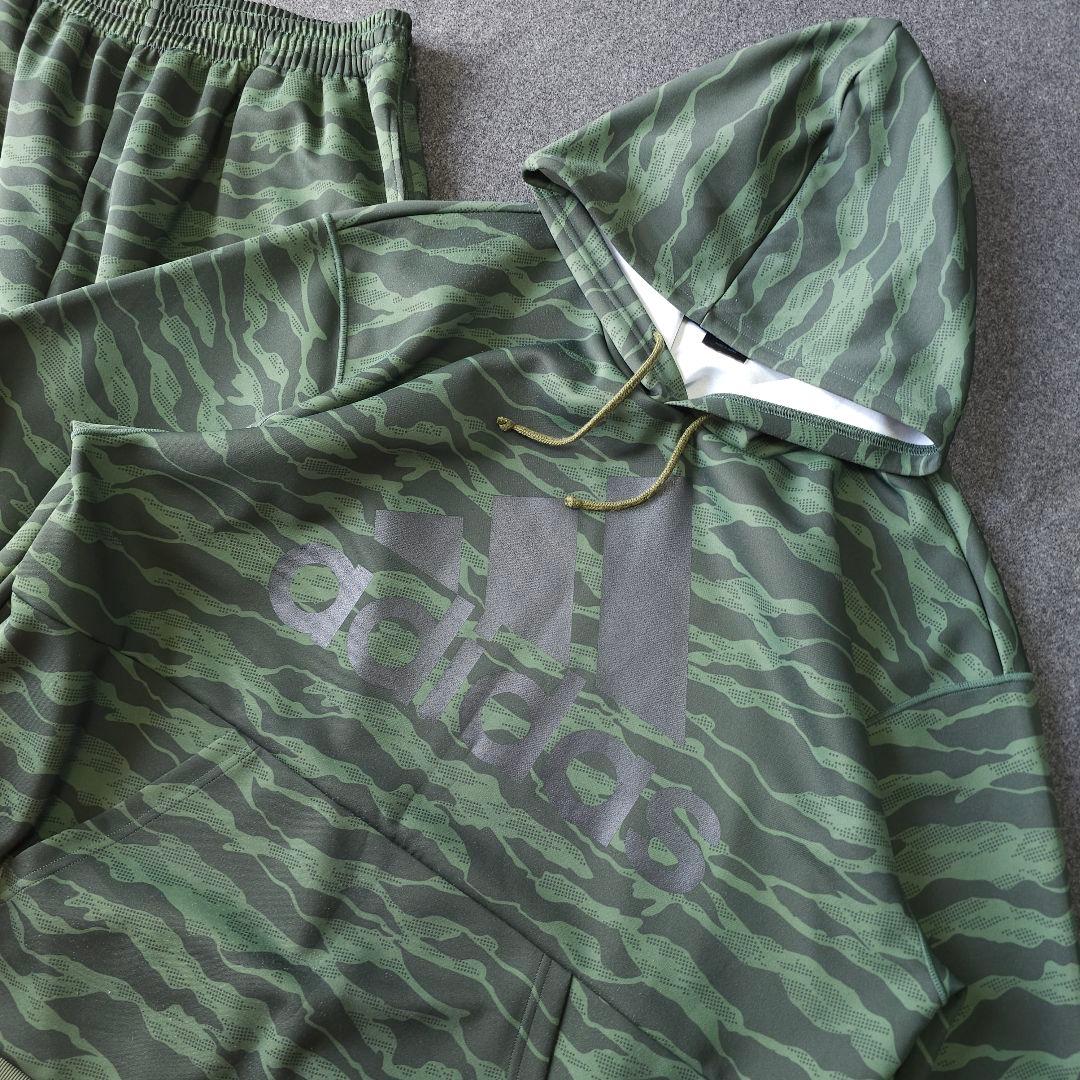 【アディダス】人気ロゴマーク×カモフラ柄総柄 長袖ジャージセットアップ 5L