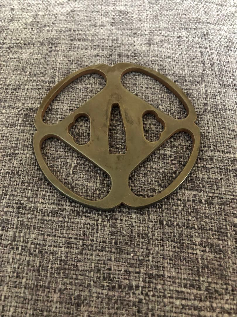 刀の鍔、鍔、鐔、刀、刀装具、武具、骨董品、アンティーク、古美術　美品