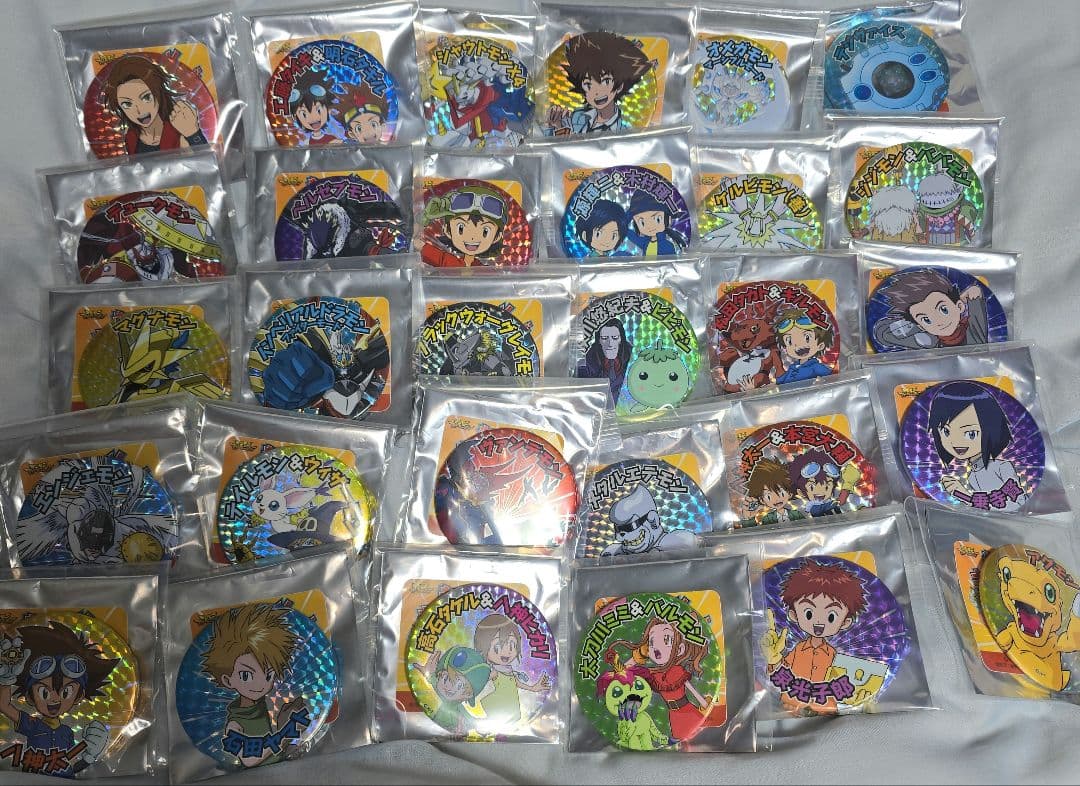 デジモン　超進化キラ缶バッジ　缶バッジ