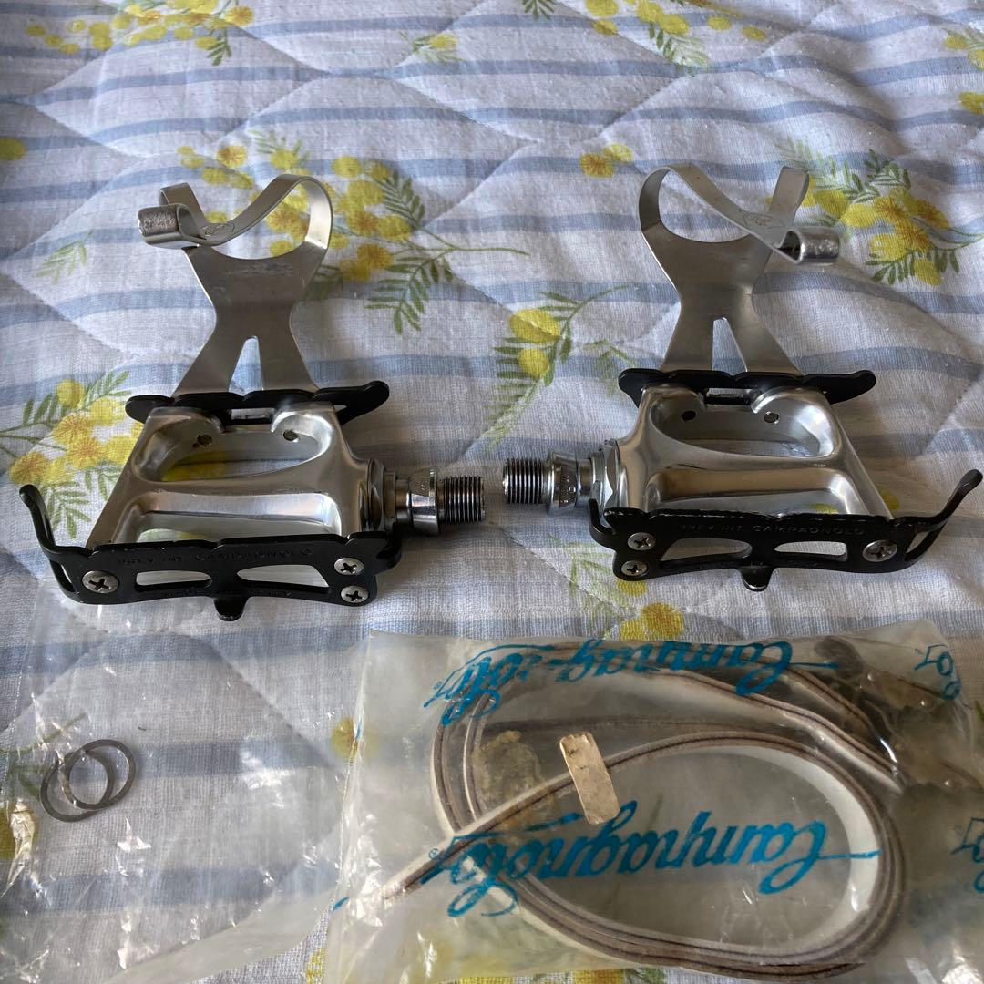 カンパニョーロレコードトリプルベアリングぺダルセット