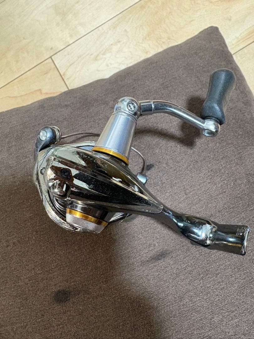 シマノ STELLA 07 2500S 左巻きゴールド/シルバー