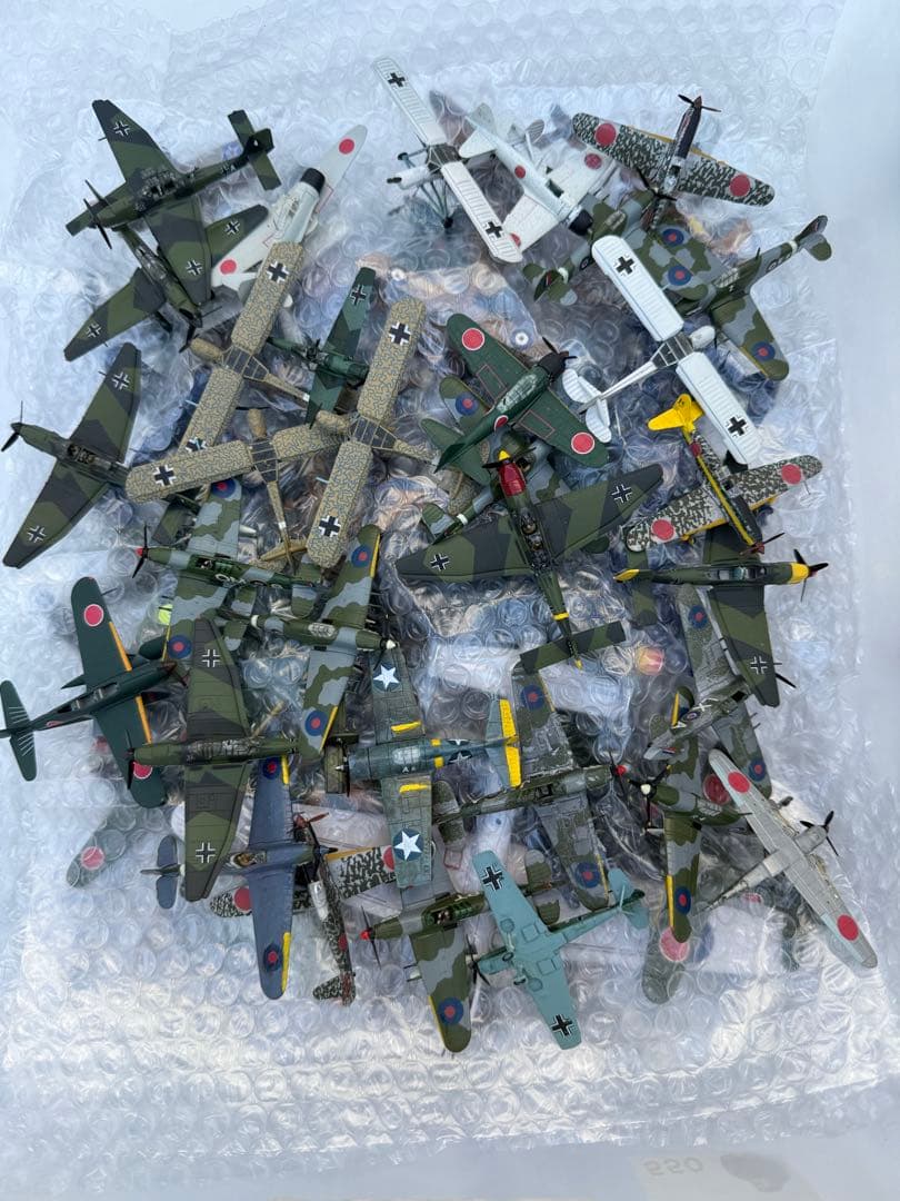 戦闘機、戦車プラモセットまとめて
