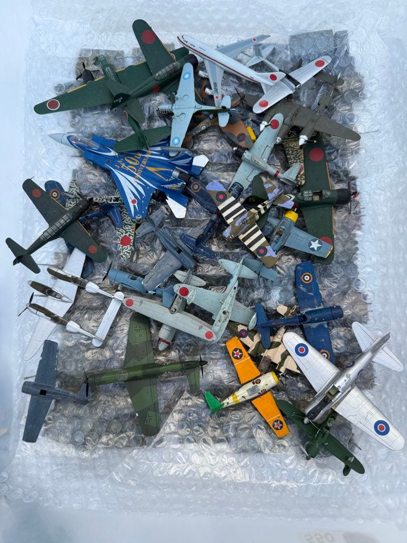 戦闘機、戦車プラモセットまとめて
