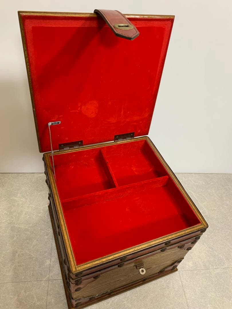 サンワインテリア 木製トランクBOX アンティーク 小物入 裁縫箱 コレクション