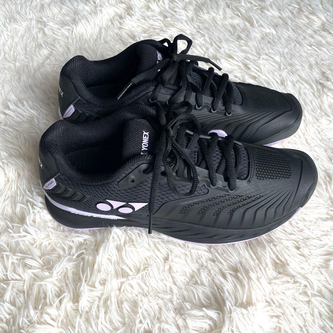 美品YONEX ヨネックス パワークッションエクリプション 4MAC