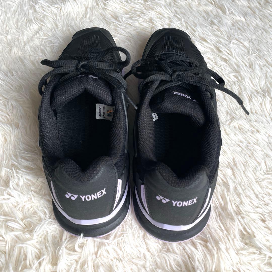 美品YONEX ヨネックス パワークッションエクリプション 4MAC