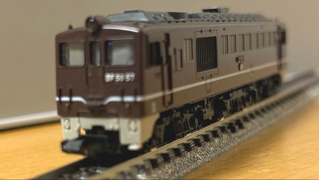 TOMIX 2224 J.N.R. 国鉄DF50形ディーゼル機関車(ブラウン)