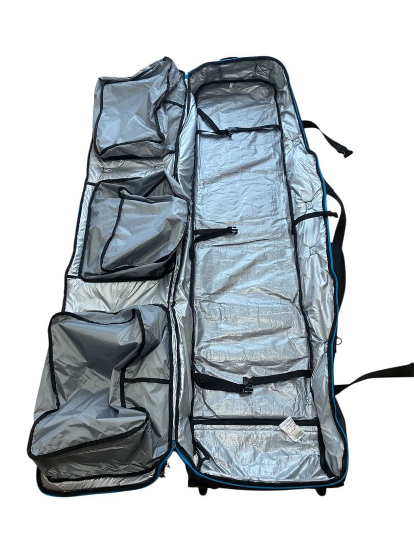 美品　VAXPOT スノーボードバッグ キャスター付き 大容量 ボードケース