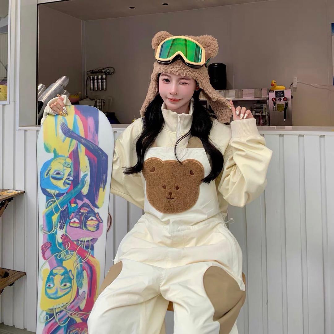 スキーパンツ　熊デザイン　新品限定