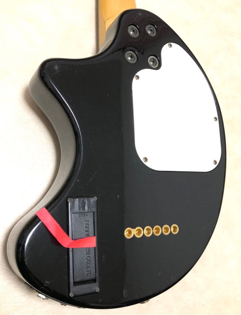 【美品】ZO-3C ブラック アンプ内蔵ミニギター 専用ケース付き！！