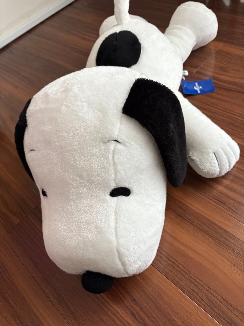 【新品　タグ付き】ユニバーサルスタジオ スヌーピー ぬいぐるみ