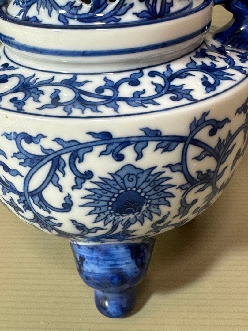 2730 染付　獅子　香炉