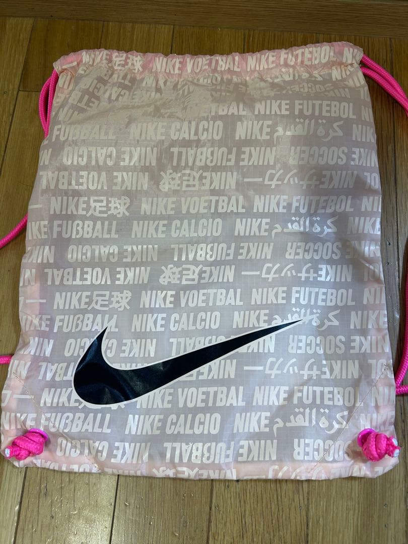 Nike Phantom サッカーシューズ ピンク/ベージュ