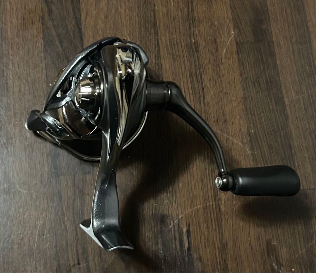 美品！DAIWA 15 ルビアス 2004H スピニングリール