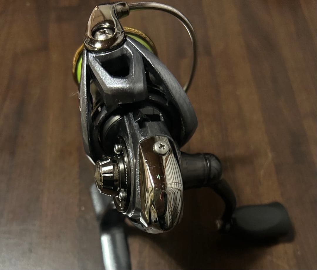 美品！DAIWA 15 ルビアス 2004H スピニングリール