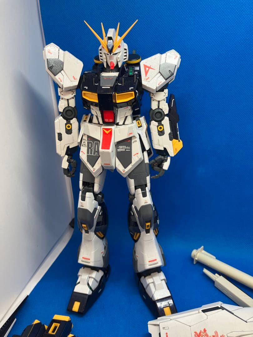MG 1/100 ガンプラ　ジャンク　ν ガンダム　ニュー　塗装　a524