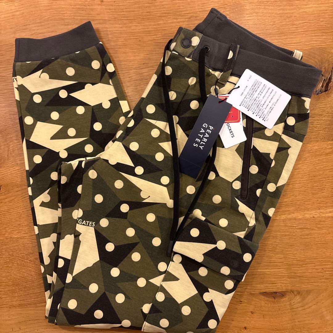 PEARLY GATES ラグウォーム　カモ柄ドットカーキ　サイズ5