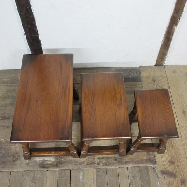 イギリス製 アンティーク 家具 オールドチャーム ネストテーブル 6129e