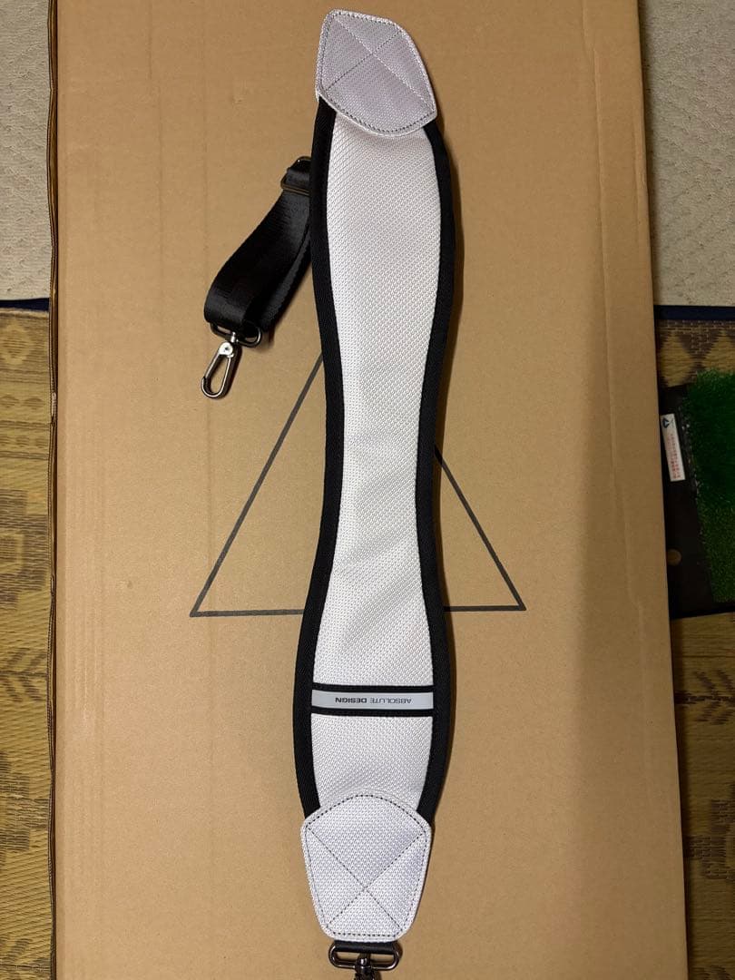 adidas ゴルフバッグ　キャディバッグ　軽量 DG711 HG5752