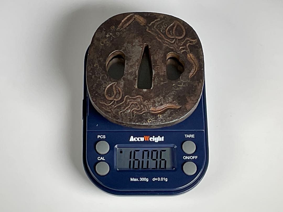 ① 鉄鍔　会津住 正阿弥　金象嵌　在銘　武具　刀剣　江戸期