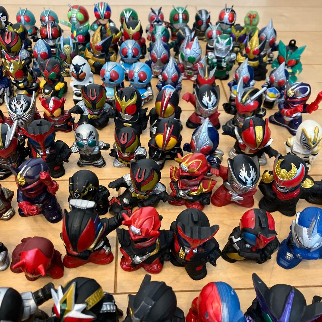 d*3様 仮面ライダー 指人形まとめ売り　200体以上