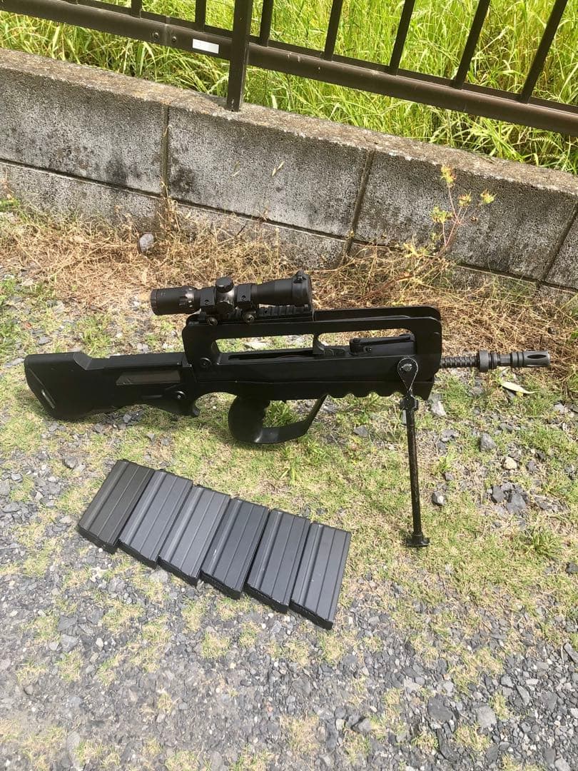 東京マルイ　スタンダード電動ガン　ファマス　合体いいとこ取り　マガジンたくさん