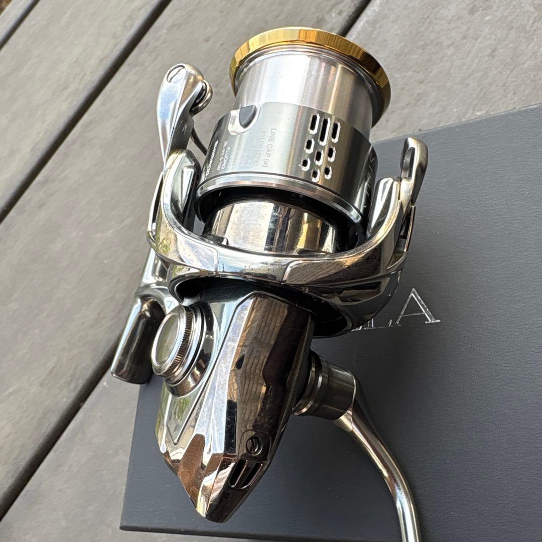 18ステラ SHIMANO シマノSTELLA ステラ2500SHG